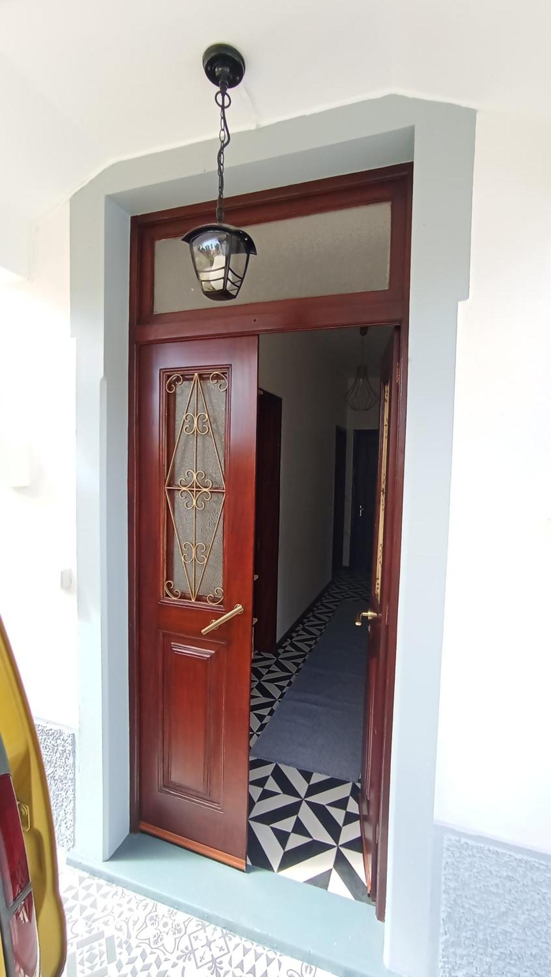 Bus Stop House 82 Фуншал Екстериор снимка